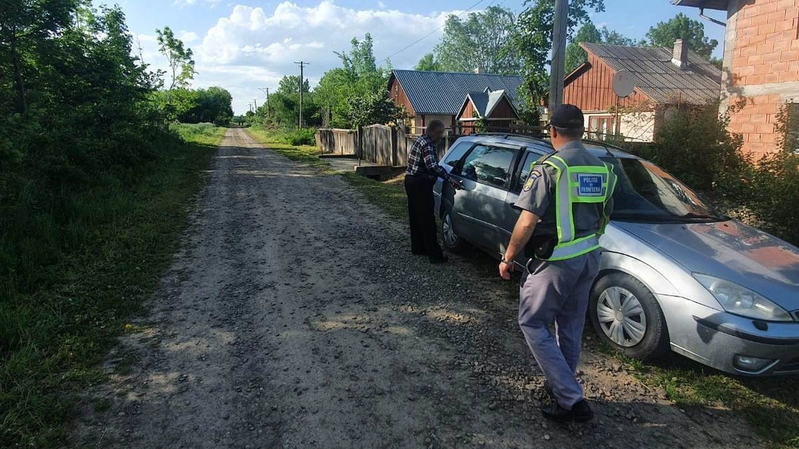 Un bărbat de 62 ani, prins băut la volan de polițiștii de frontieră Dorohoi