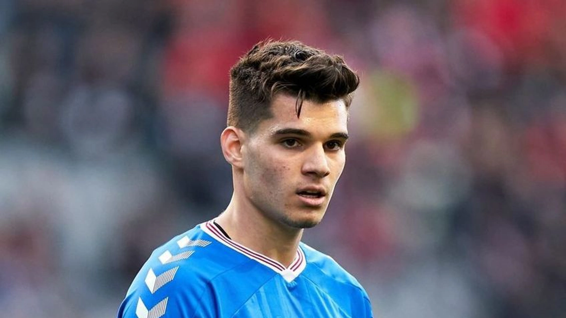 Ianis Hagi: „Mereu gândeam să-l depășesc pe tata sau să fiu mai bun ca el”