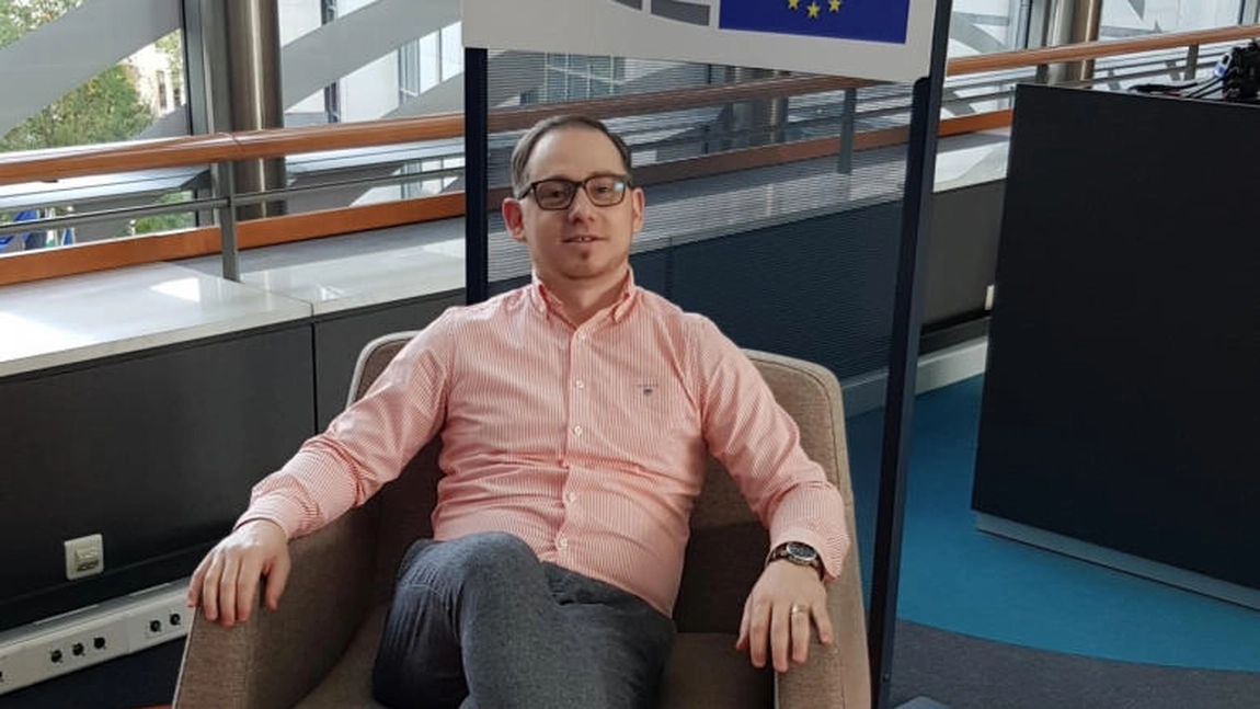 Emil Sămărtinean este noul vicepreședinte ANAF, acesta în trecut a lucrat ca vânzător de telefoane și chelner