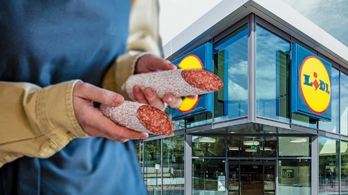 Cum se fură în magazinul Lidl din Iași! A luat salamul și l-a băgat sub fustă! Verginica a scăpat de pușcărie, chiar dacă a recunoscut totul! (Exclusiv)