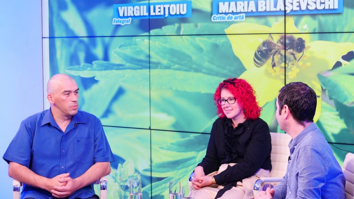 Sociologul Virgil Leițoiu alături de un critic de artă au discutat despre recentul vernisaj al expoziției de fotografie „Armonii de primăvară”, arta vizuală, pasiunea pentru fotografie, dar și instantanee din Natură, în Studioul BZI LIVE - FOTO, VIDEO