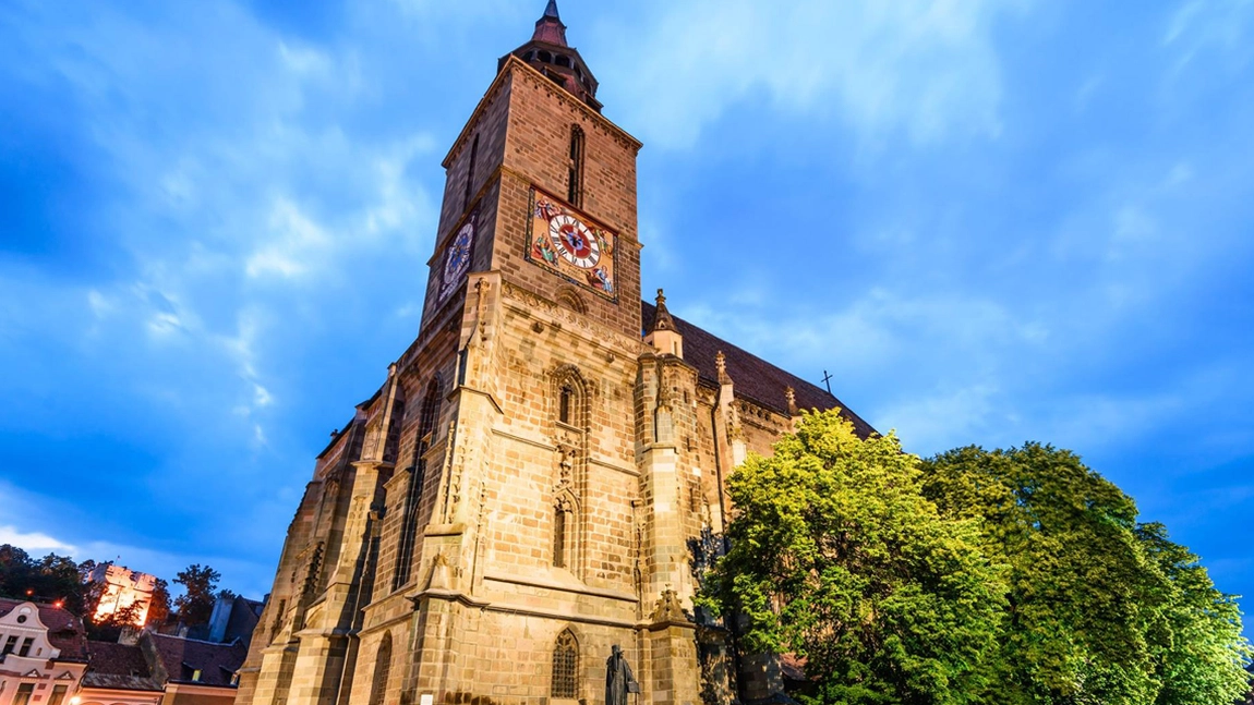 Vaccinare pe muzică de orgă la Biserica Neagră din Brașov - VIDEO