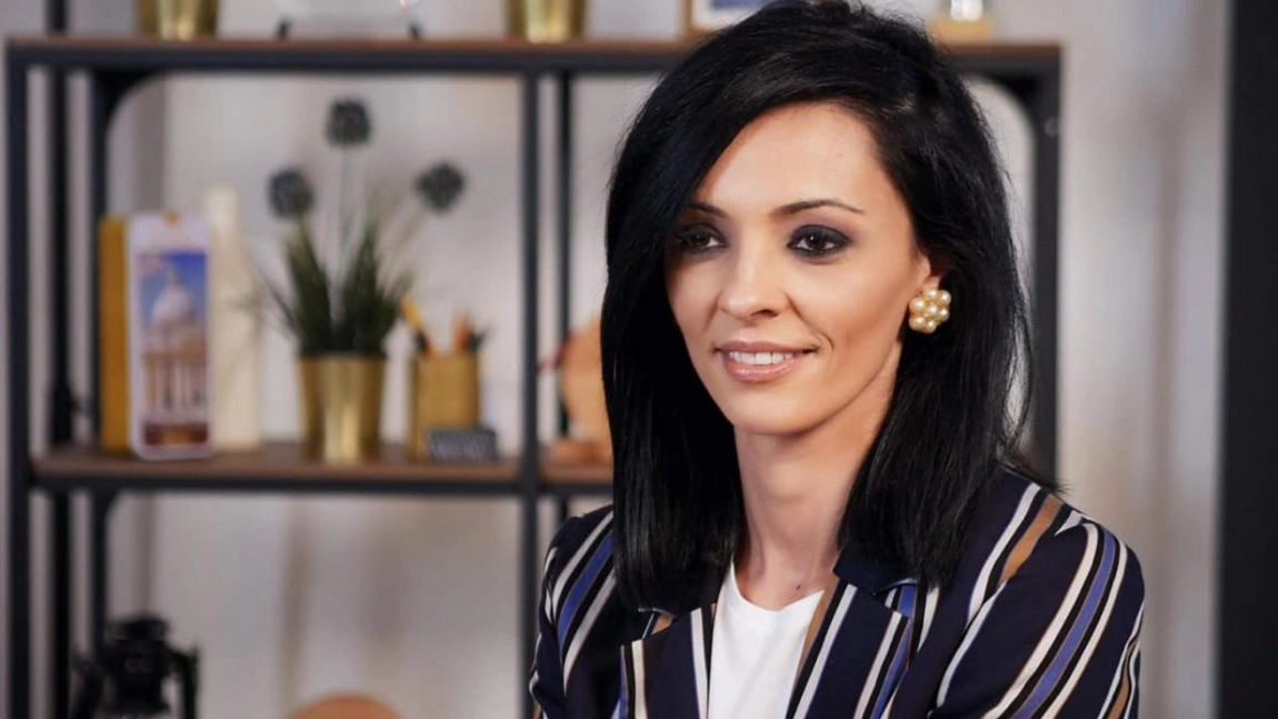 Cosmina Păsărin revine pe micile ecrane. Unde va putea fi văzută