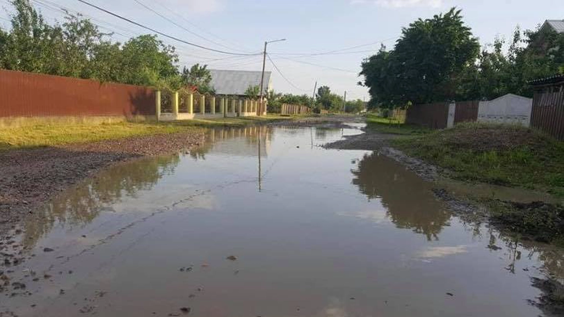 Imagini de groază cu un drum din județul Iași! 