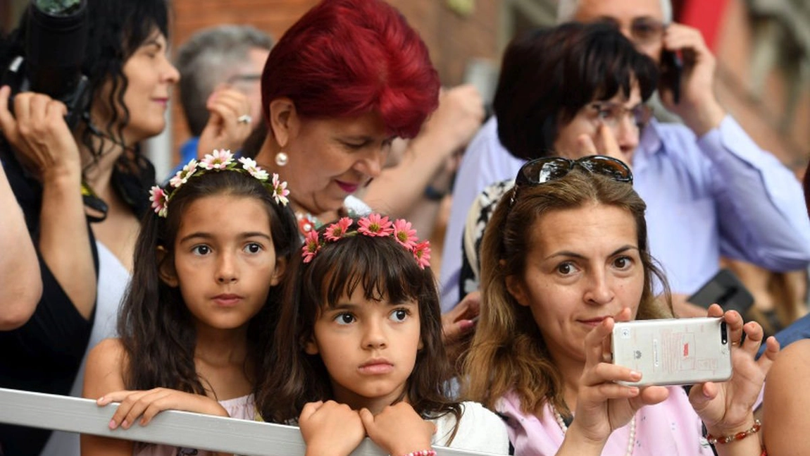 Părinții nevaccinați nu au voie să participe la festivitățile de absolvire ale copiilor lor. Ce părere are avocatul Gheorghe Piperea despre această hotărâre