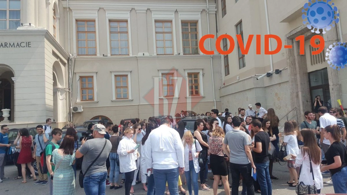Liga Studenților Iași face anunțul care-i vizează pe toți studenții din România! Profesorii nu au dreptul de a condiționa prezența, prin vaccin sau test, la examene