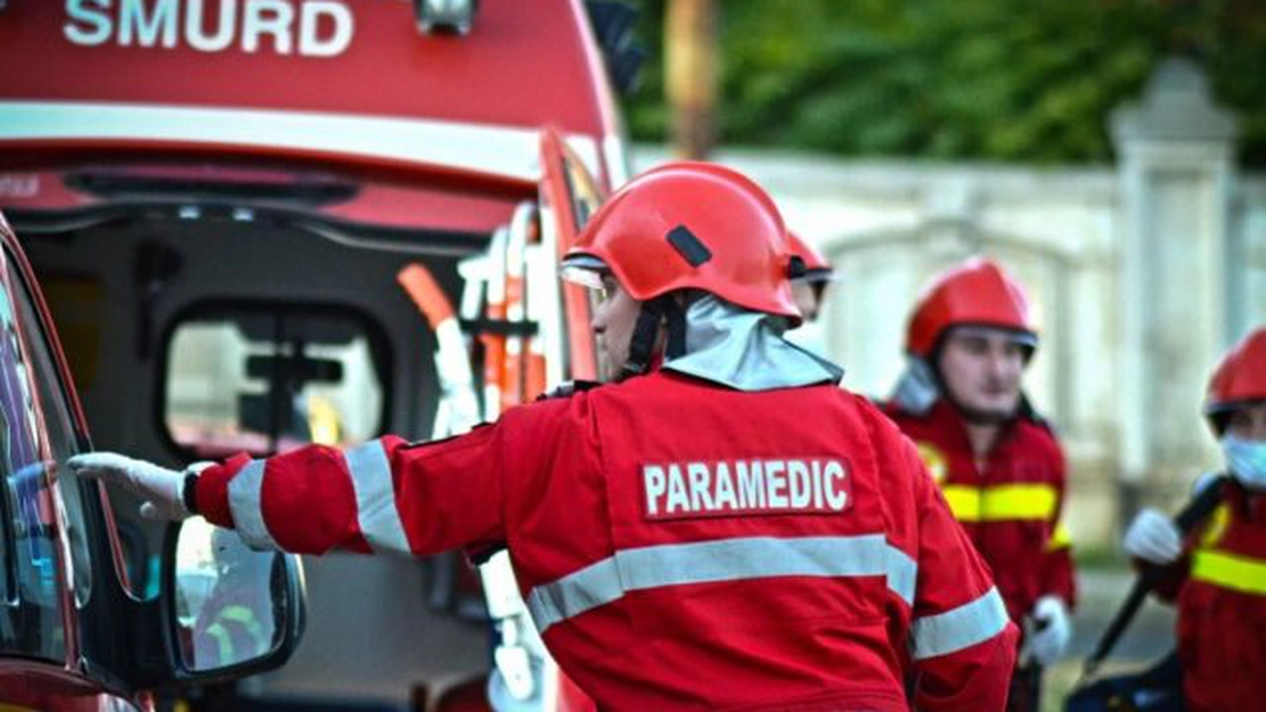 Doi copii au fost răniți grav în orașul Corabia! Mașina în care se aflau a fost lovită de un alt autovehicul