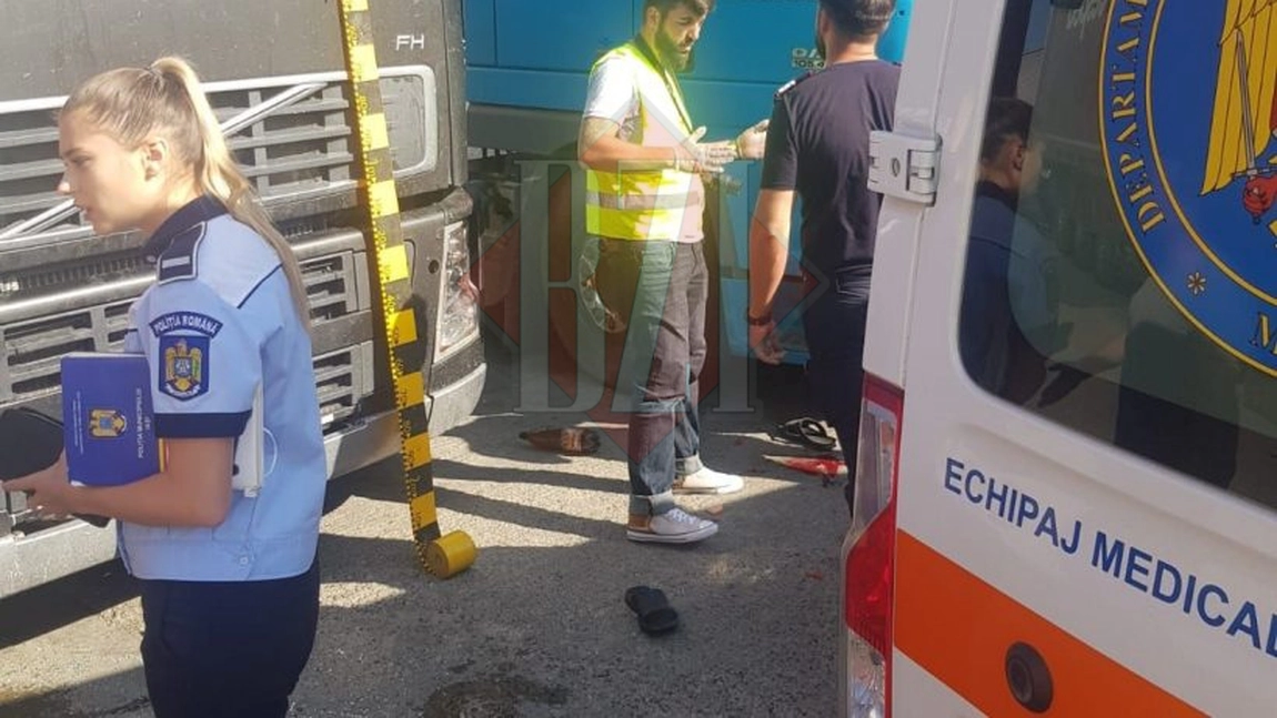 Accident rutier la Tehnopolis, Iași! O persoană a fost prinsă între două TIR-uri - EXCLUSIV