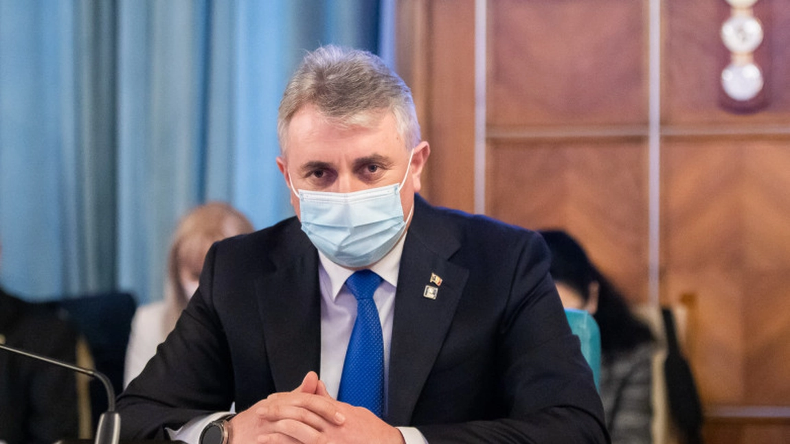 Ministrul de Interne, Lucian Bode anunţa demersul identificării unei persoane care a încercat să vândă un certificat fals de vaccinare. Ce spune Raed Arafat, secretar de stat în MAI