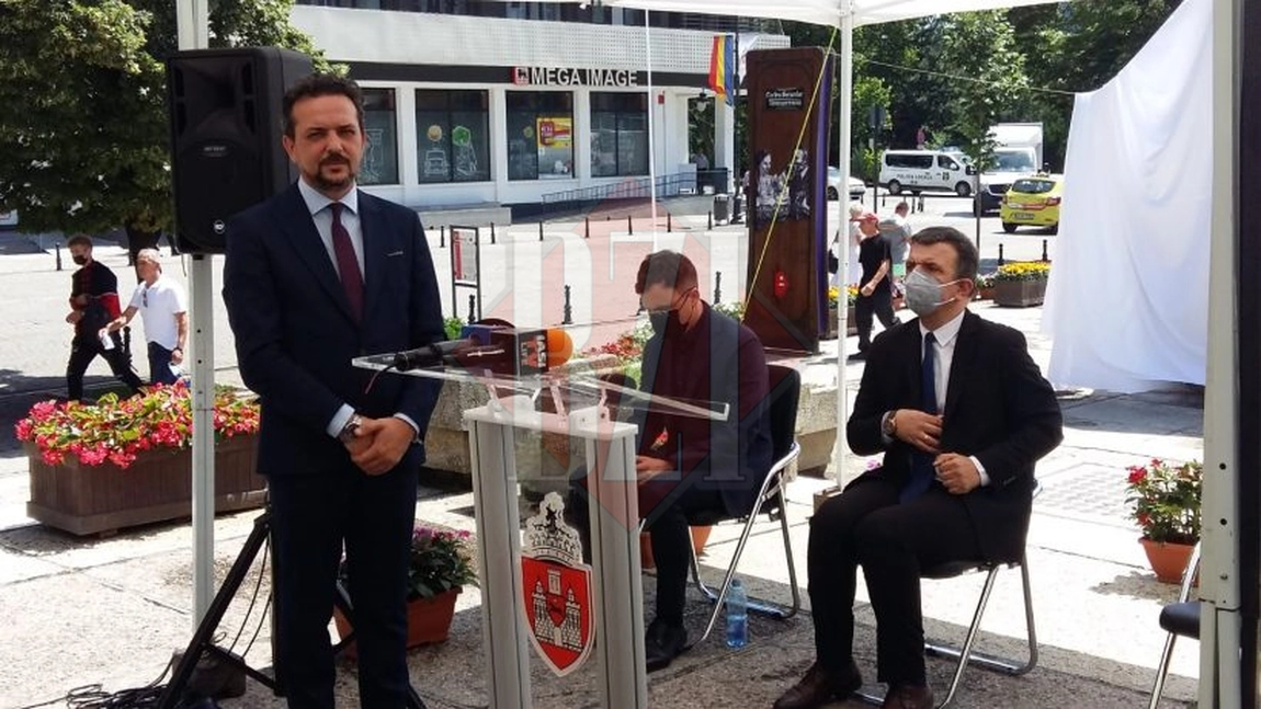 Opera Naţională Romana Iaşi îşi lansează oficial noua identitate vizuală! Sunt invitaţi oficiali importanţi din administraţie