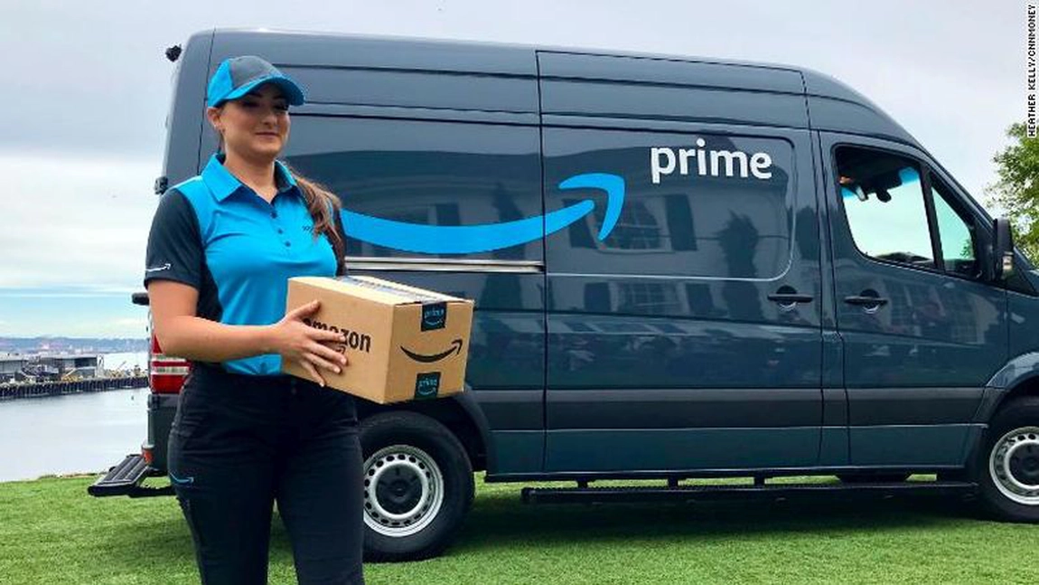 Un fost angajat Amazon a fost aproape să rămână fără locuință, după ce a fost dat afară de un algoritm