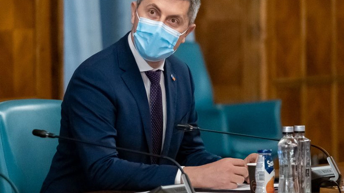 Dan Barna (USR) vrea ca persoanele care nu s-au vaccinat să aibă parte de restricţii! Ar trebui interzise în anumite spaţii