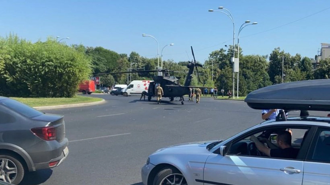 Alertă în București! Un elicopter militar a aterizat de urgență în mijlocul Capitalei pentru a evita o prăbușire catastrofală
