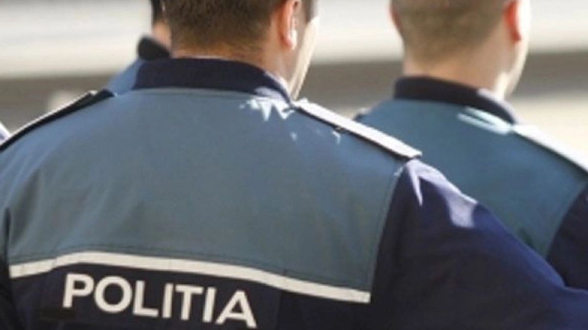 Un polițist din Prahova, prins drogat chiar înainte de a intra la serviciu. Agentul consumase cocaină