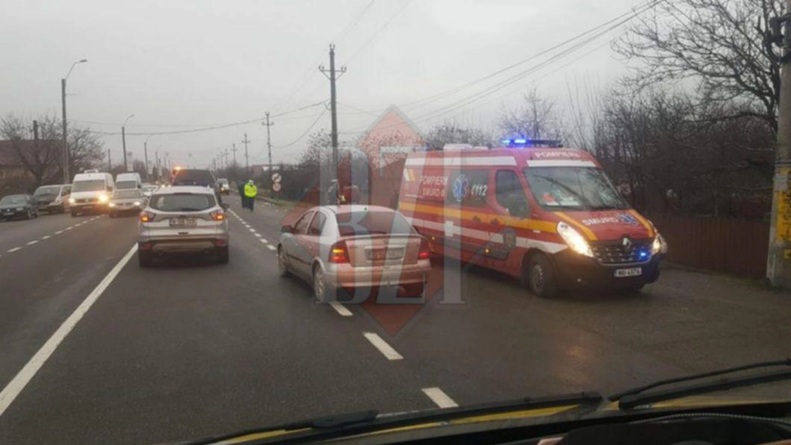 Accident rutier grav în judeţul Iași! Patru persoane au fost rănite, printre care și un copil, după ce o maşină a intrat într-un stâlp - EXCLUSIV, UPDATE