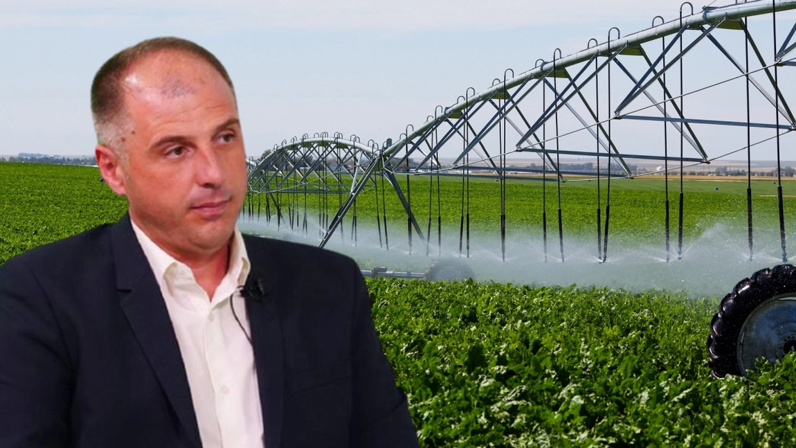 Fermierii ieșeni au irigat 7.796 de hectare, o suprafață mult mai mică față de cea irigată anul trecut, când a fost aproape dublă. ANIF a încheiat contracte cu beneficiarii din județ pentru furnizarea gratuită a apei