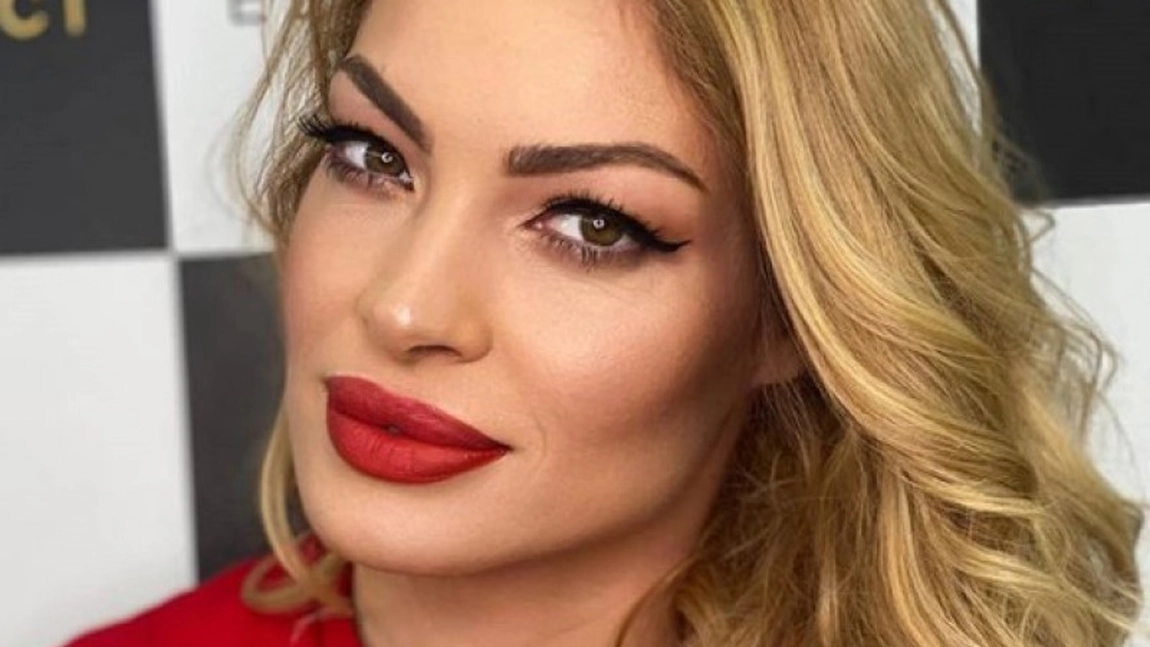 Detalii mai puțin știute despre Valentina Pelinel: Vârstă, înălțime, copii, Instagram