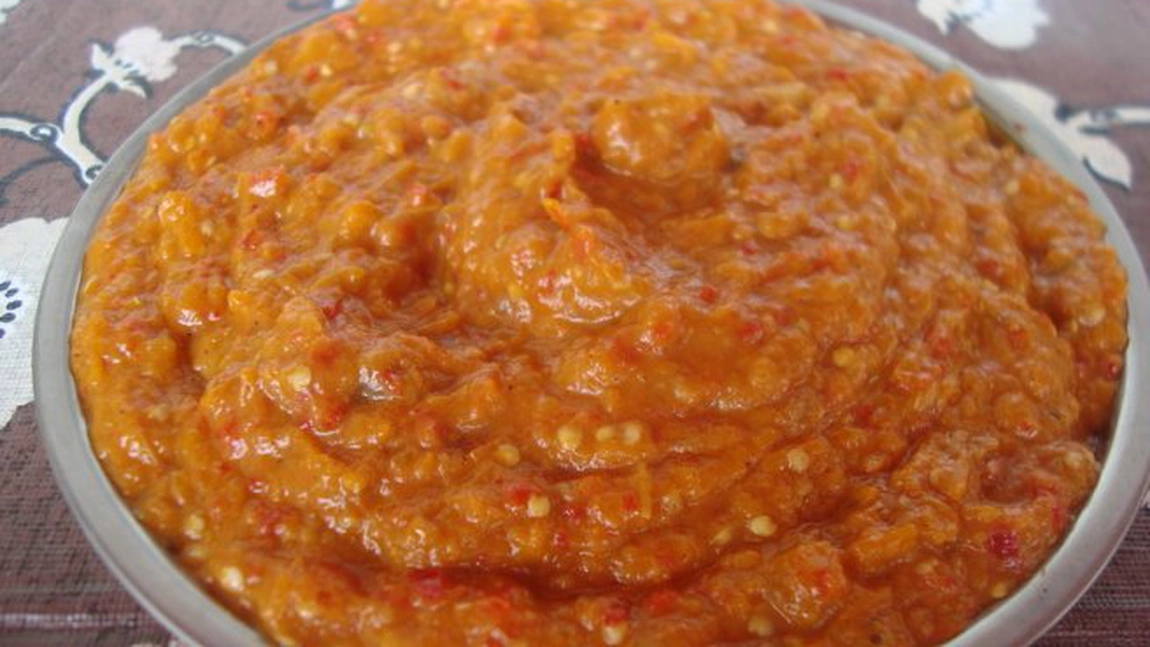 Zacusca de vinete ca la bunica: Gustul desăvârșit ce amintește de copilărie!