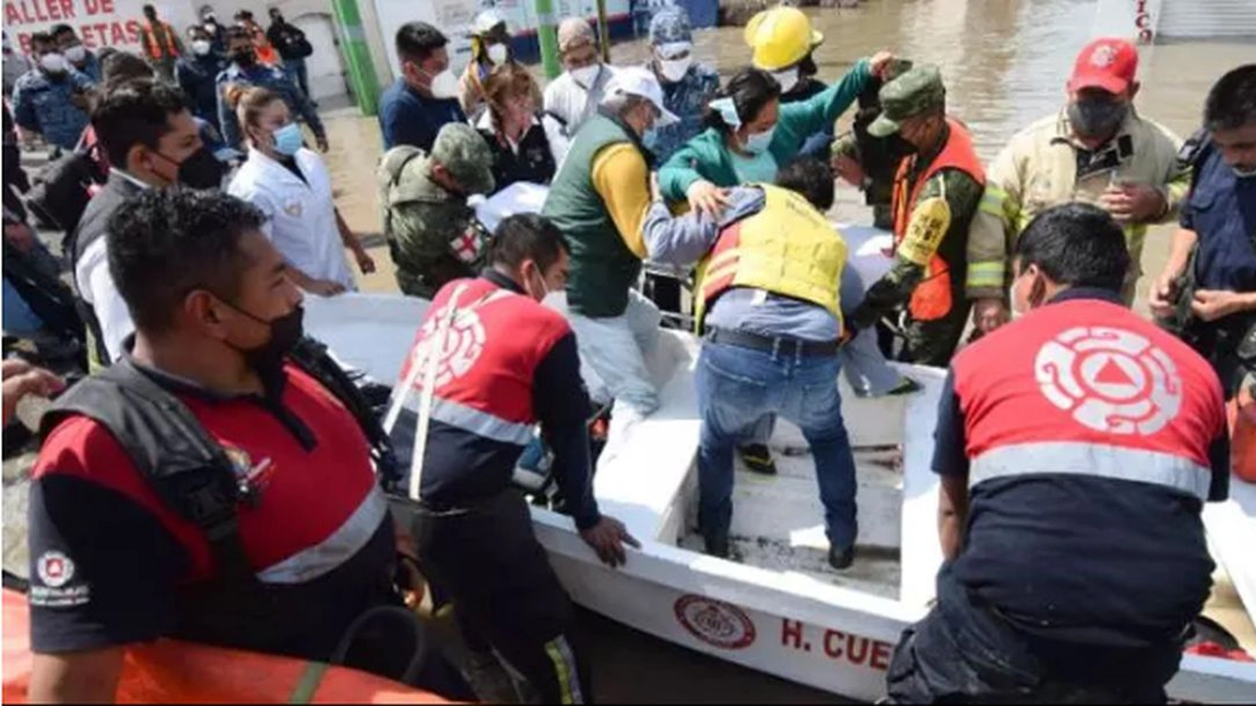 Inundații urmate de un cutremur de 7 grade în Mexic. Autoritățile din America au emis alertă de tsunami