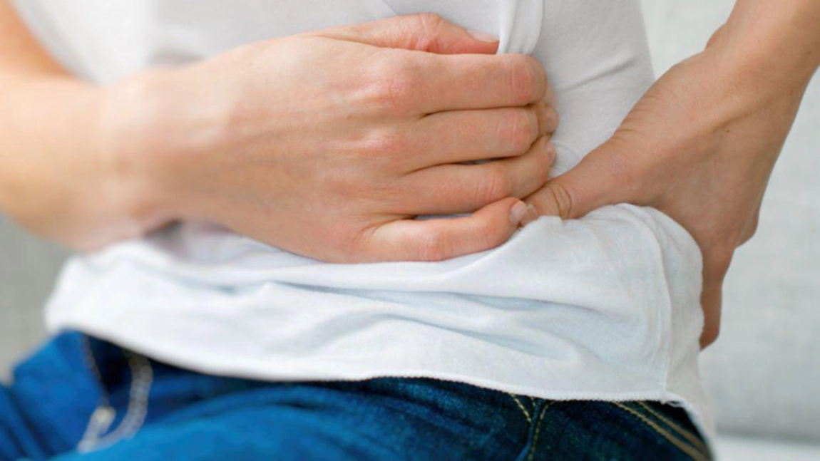 Durerea în stânga sub coaste: De unde provine și când ar trebui să mergi la medic