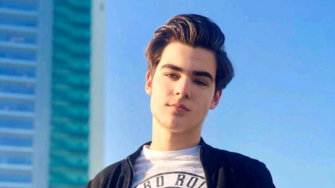 Fiul lui Ștefan Bănică Jr, surprins la un festival de muzică din București. Cum s-a distrat acesta