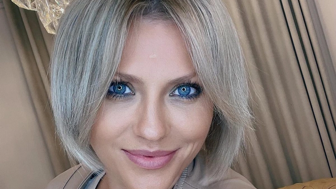 Cum arată Mirela Vaida nemachiată. Reacţia fanilor când au văzut-o