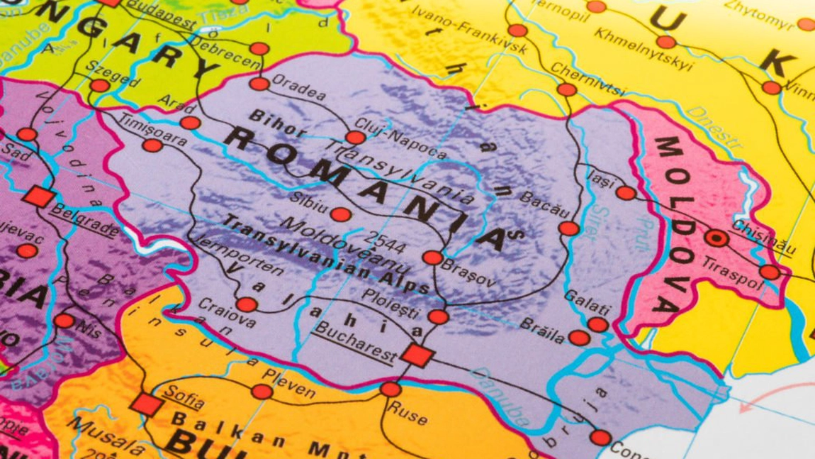 Harta României s-ar putea schimba în urma unui referendum care are loc astăzi