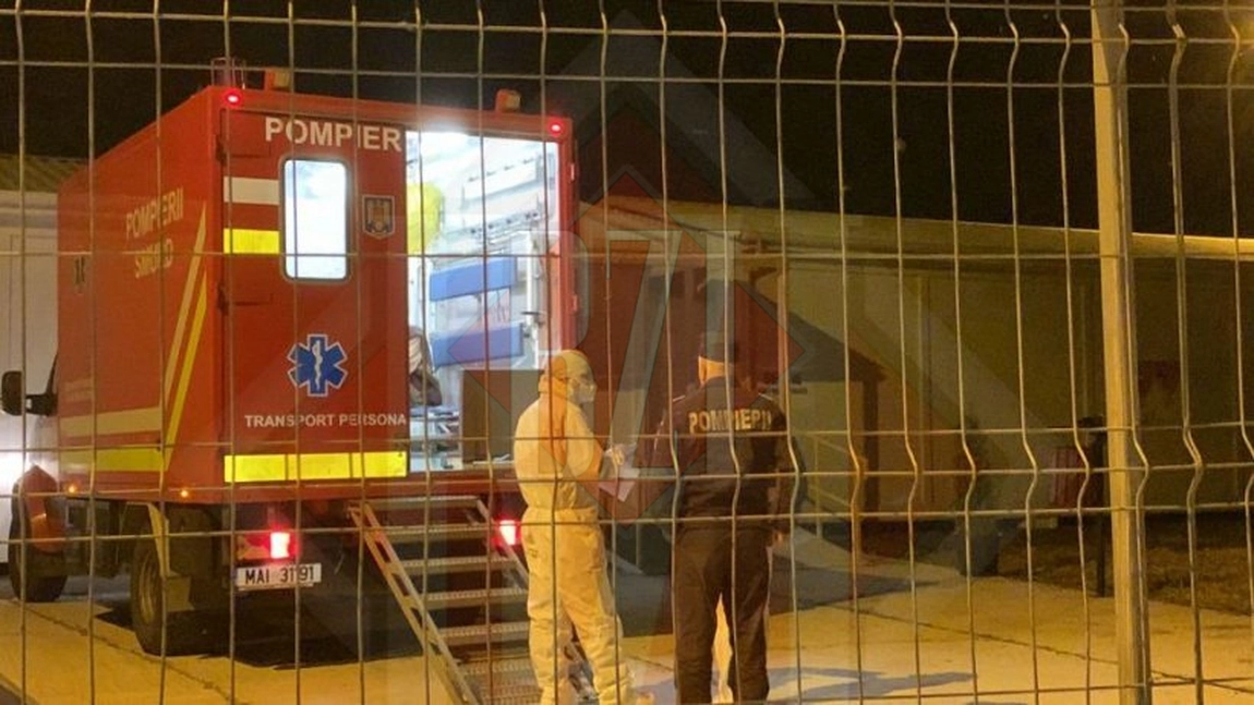 Cinci pacienți au plecat spre Spitalul Mobil de la Lețcani. Unitatea a fost deschisă aseară - Galerie Foto, Video