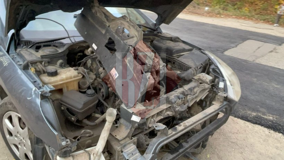 Accident rutier în comuna Ciurea. Un autoturism a fost grav avariat. Două persoane au fost rănite - EXCLUSIV, FOTO, VIDEO, UPDATE