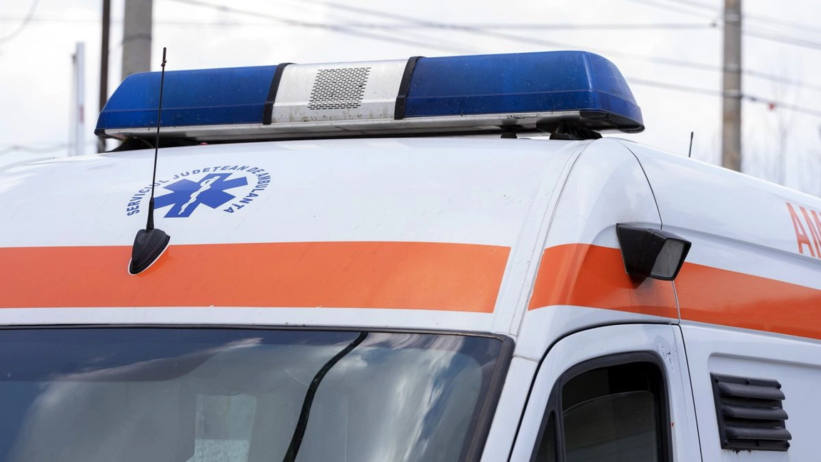 O ambulanță a lovit mortal un biciclist, în Haret, județul Vrancea