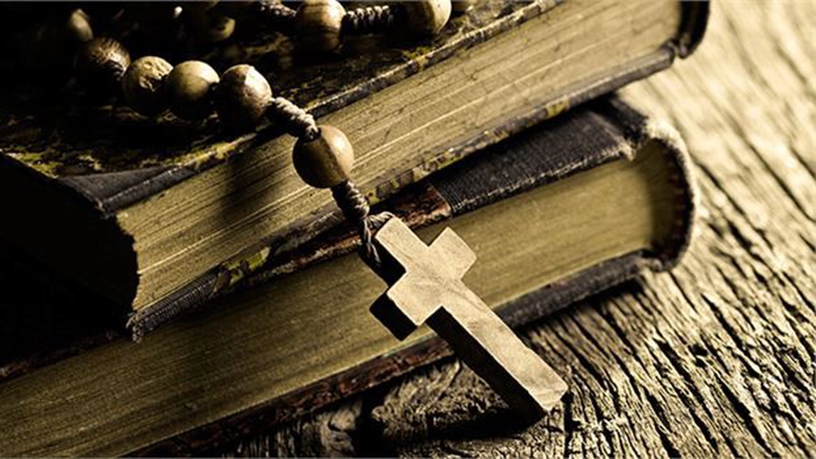 Cine a scris Biblia: Adevărul despre autorii Sfintei Scripturi