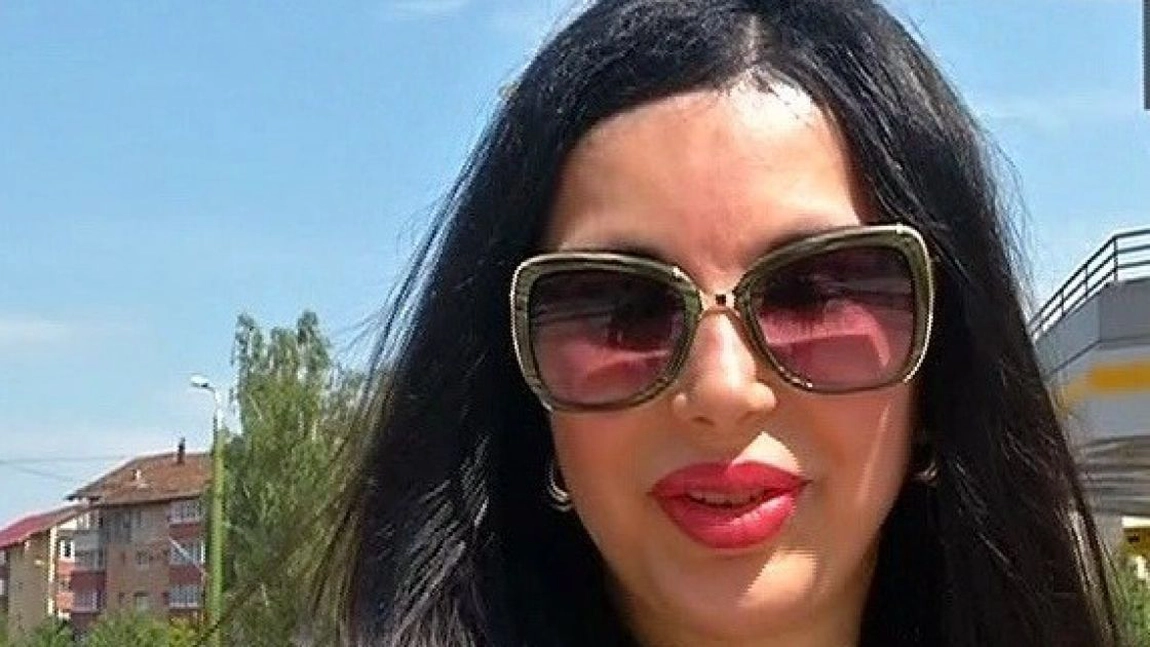 Marinela Nițu, ajunsă la vârsta maturității depline, duce o viață discretă. Cum arăta înainte de operațiile estetice