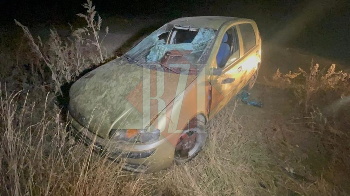 Urmărire terminată prost la Iași! Un tânăr care fugea cu poliția pe urme s-a răsturnat cu mașina azi-noapte. Avea o alcoolemie uriașă -EXCLUSIV, FOTO, VIDEO