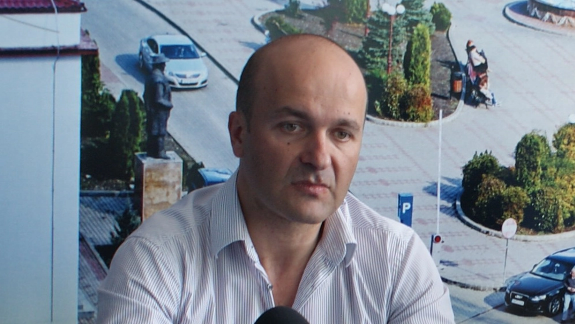 Dreptul la informații îngrădit de primarul Marius Pintilie. Jurnaliștii din Pașcani care vor să se acrediteze trebuie să prezinte CV-ul