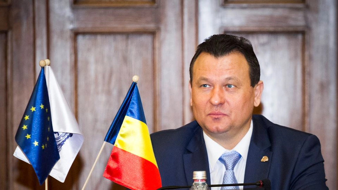 Rectorul ASE Bucureşti şi fost secretar de stat în Ministerul Agriculturii, prof. univ. dr. Nicolae Istudor: „Nu se pune problema în România de o criză alimentară...” - EXCLUSIV în Studioul BZI LIVE, VIDEO