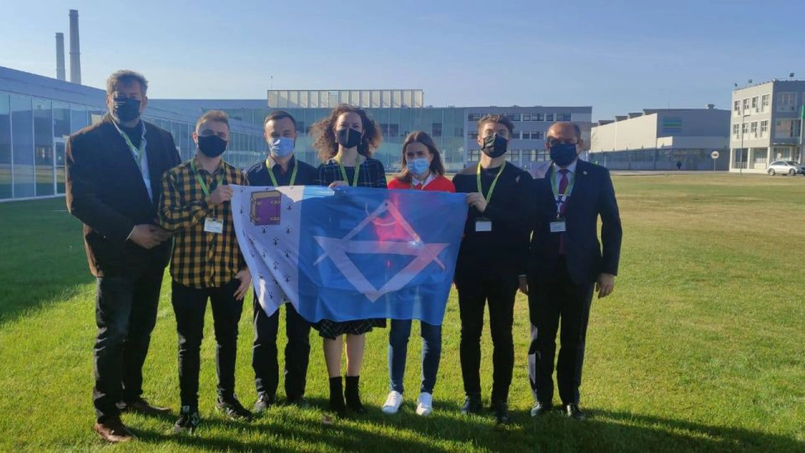 Susținerea performanței academice! Studenți ai Universității Tehnice din Iași vor primi câte o bursă lunară de 1.500 de lei pentru un an, în cadrul Programului Educațional 
