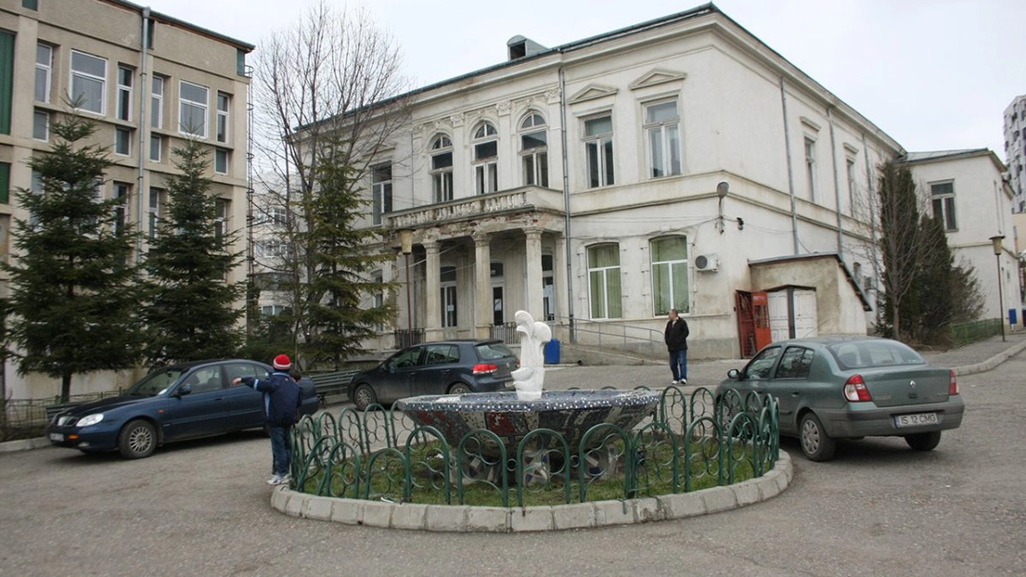 Concert la Mitropolia Moldovei şi Bucovinei, susţinut de liceenii Colegiului Naţional de Artă „Octav Băncilă” din Iaşi cu ocazia Zilei de 1 Decembrie