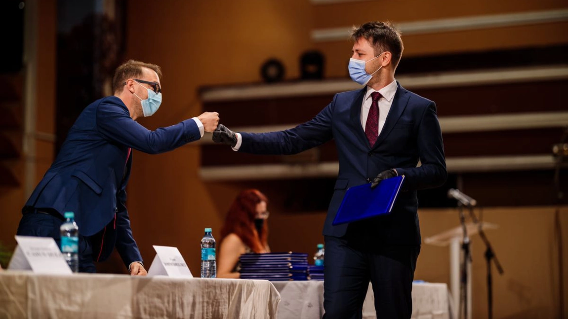 Primarul Dominic Fritz şi viceprimarul Timișoarei Ruben Lațcău, audiaţi de poliţişti