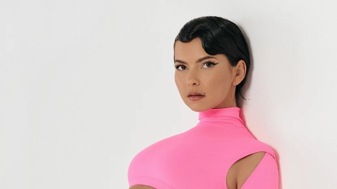 Inna, înălțime adevărată! Cât de scundă este artista?