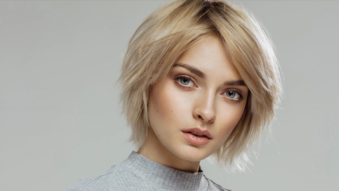 Tunsoare scurtă femei: Hair-style-iștii recomandă părul scurt pentru 2022
