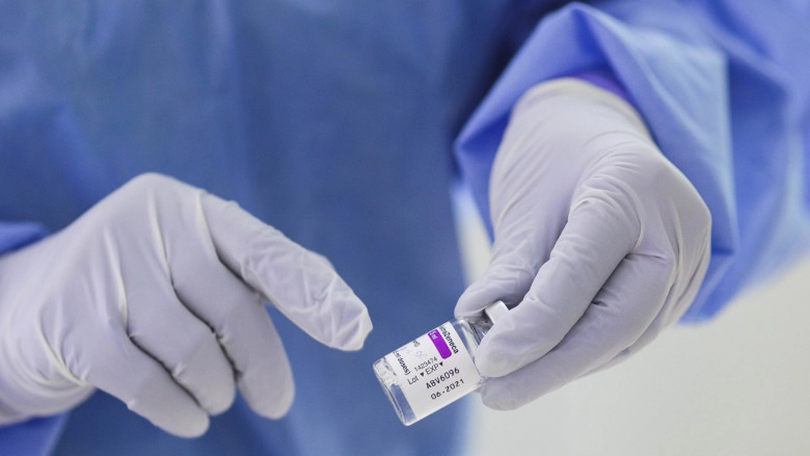Câte persoane s-au vaccinat anti-Covid-19, în ultimele 24 de ore. CNCAV, despre reacțiile adverse