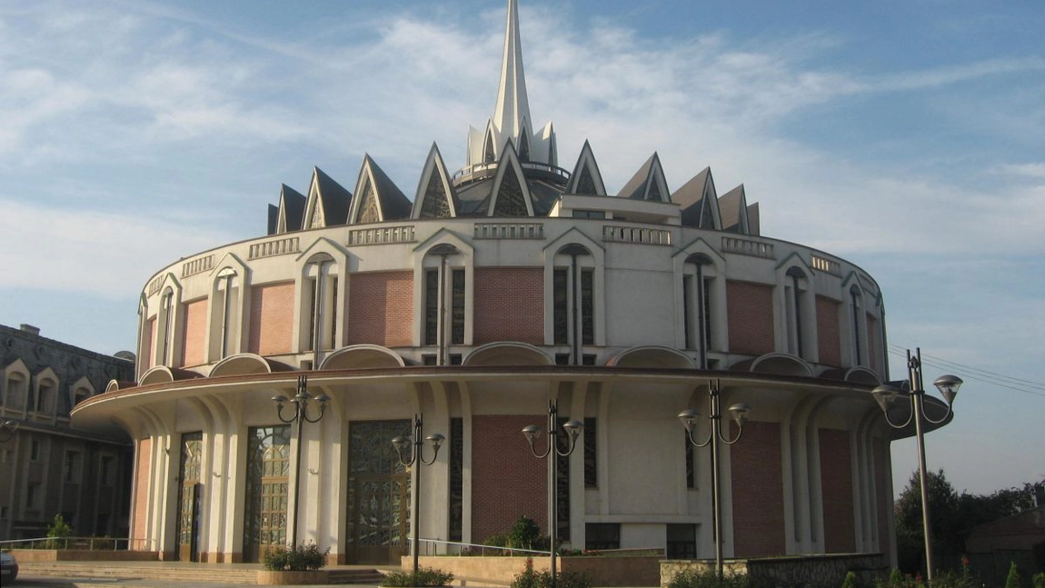 Cu ocazia sărbătorii Naşterii Domnului, episcopul de Iaşi, PS Iosif Păuleţ, a adresat o scrisoare pastorală tuturor credincioşilor aflaţi sub cârmuirea sa