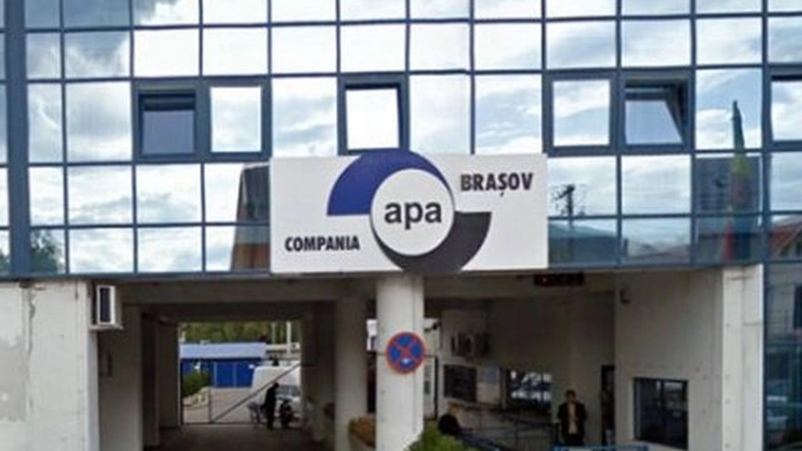 Ei sunt șefii de la Compania Apa Brașov! Un director are un venit de peste 7600 de euro lunar