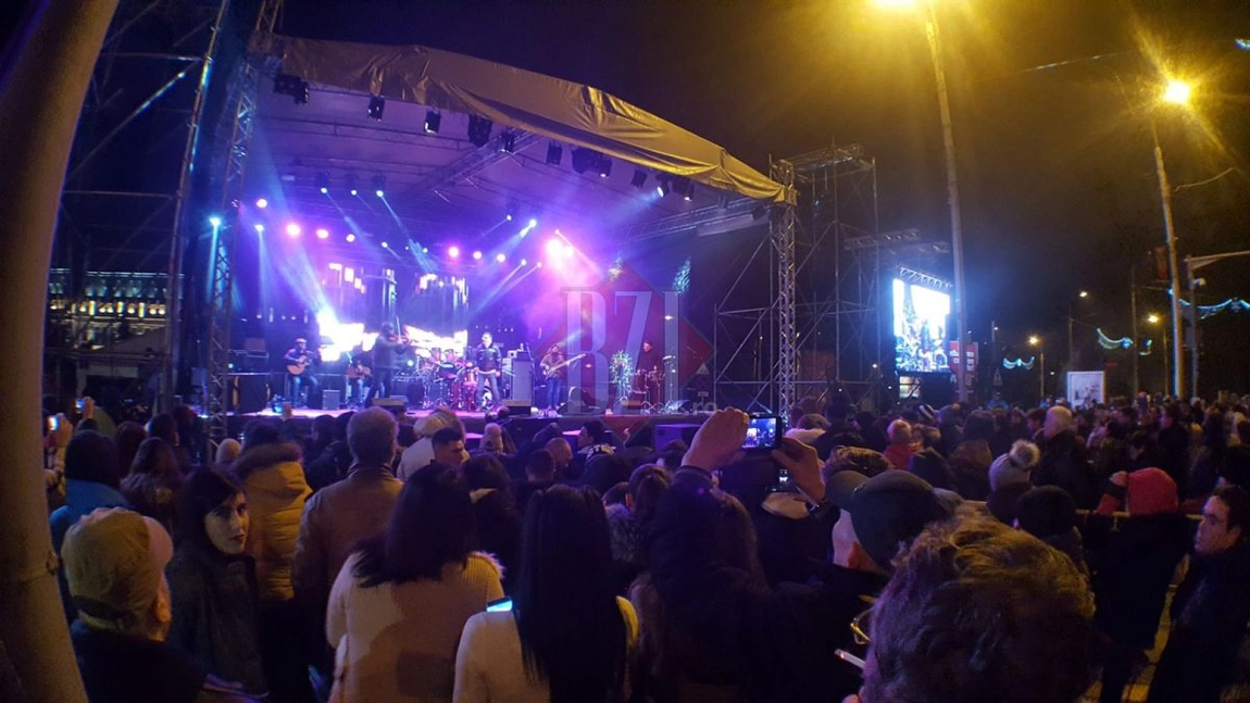 Ședință extraordinară de Consiliu Local. Se aprobă proiectul legat de concertul de Revelion 2022, în Iași! Foc de artificii la trecerea dintre ani, la Palatul Culturii - LIVE VIDEO