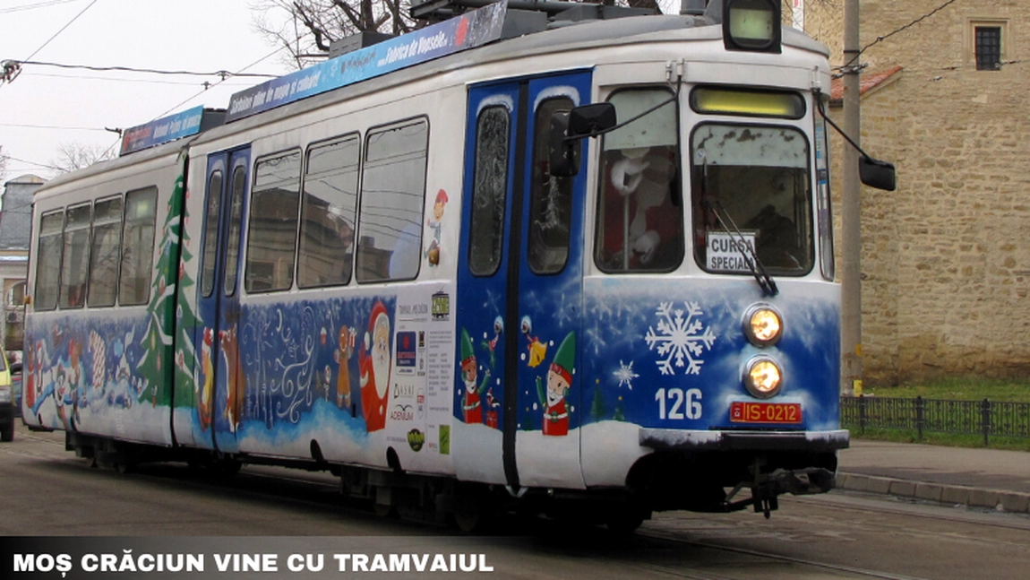La Iași, Moș Crăciun vine cu tramvaiul!