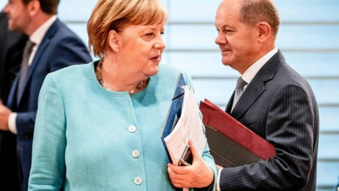 Olaf Scholz a fost votat de parlament drept noul cancelar al Germaniei! Era Angelei Merkel a apus în mod oficial