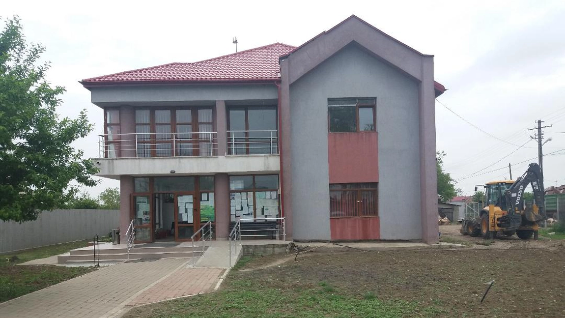 Compania Națională de Investiții reabilitează drumurile din comuna Ungheni! Au fost depuse 6 oferte pentru contractul de 1 milion de euro
