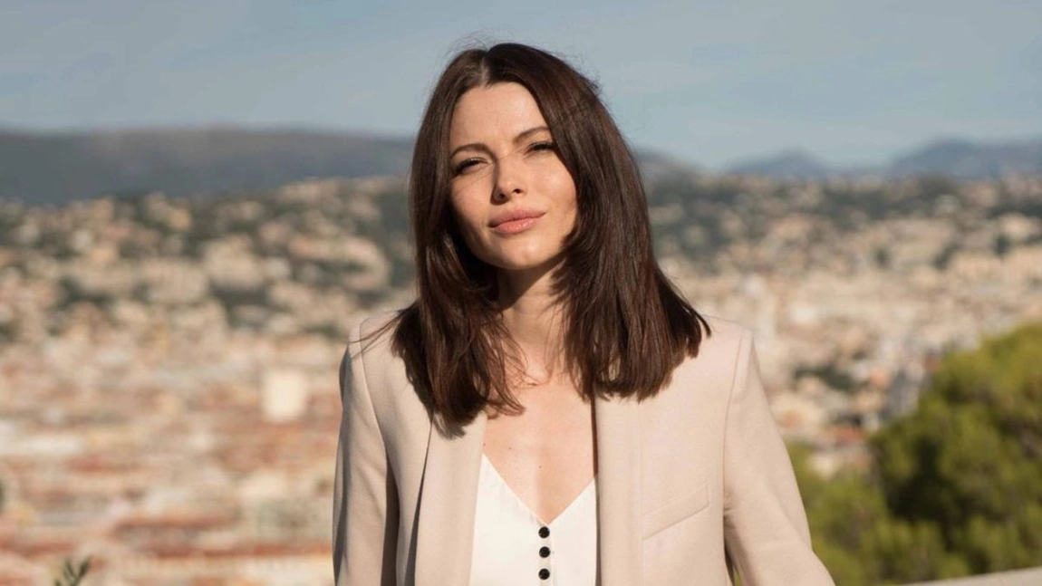Anca Lungu s-a retras din televiziune. Cine este bărbatul care a convins-o pe frumoasa prezentatoare să plece din România
