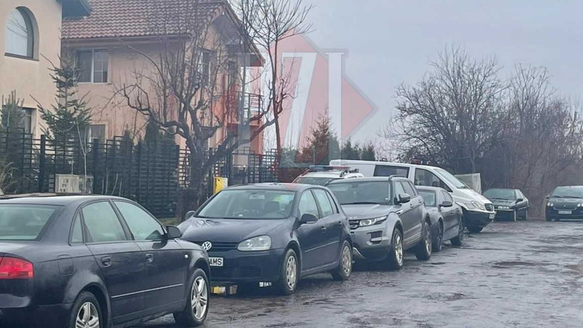 Se continuă ancheta în cazul dublului asasinat de la Iaşi. Poliţiştii sunt prezenţi şi astăzi la casa în care s-a întâmplat tragedia -EXCLUSIV, FOTO, VIDEO