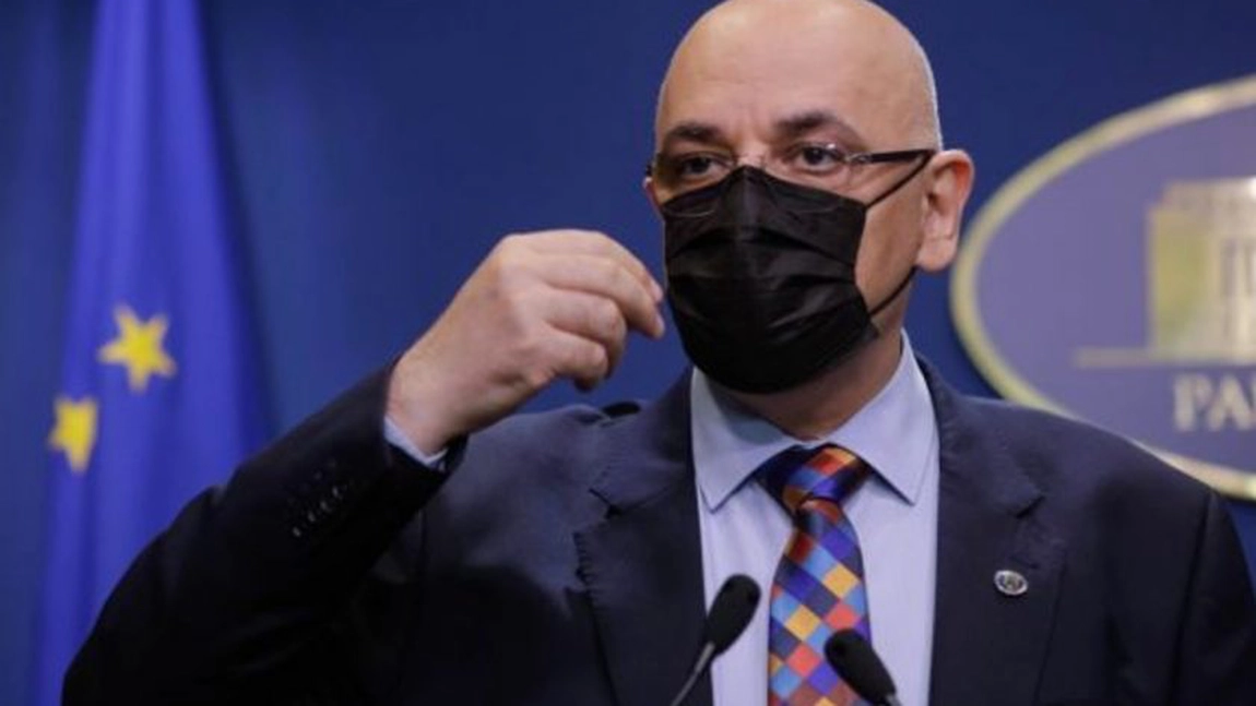 Raed Arafat prezice un nou val uriaș al pandemiei: Un infectat cu varianta Omicron infectează alte trei persoane